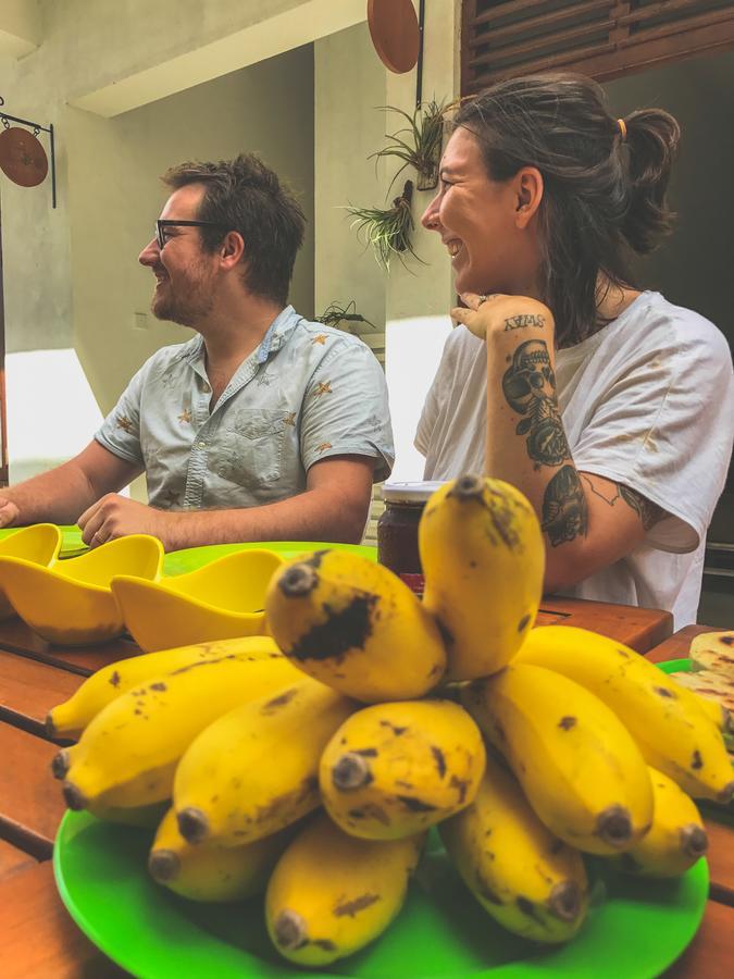 Bed & Bicycle Hostel Dehiwala-Mount Lavinia ภายนอก รูปภาพ