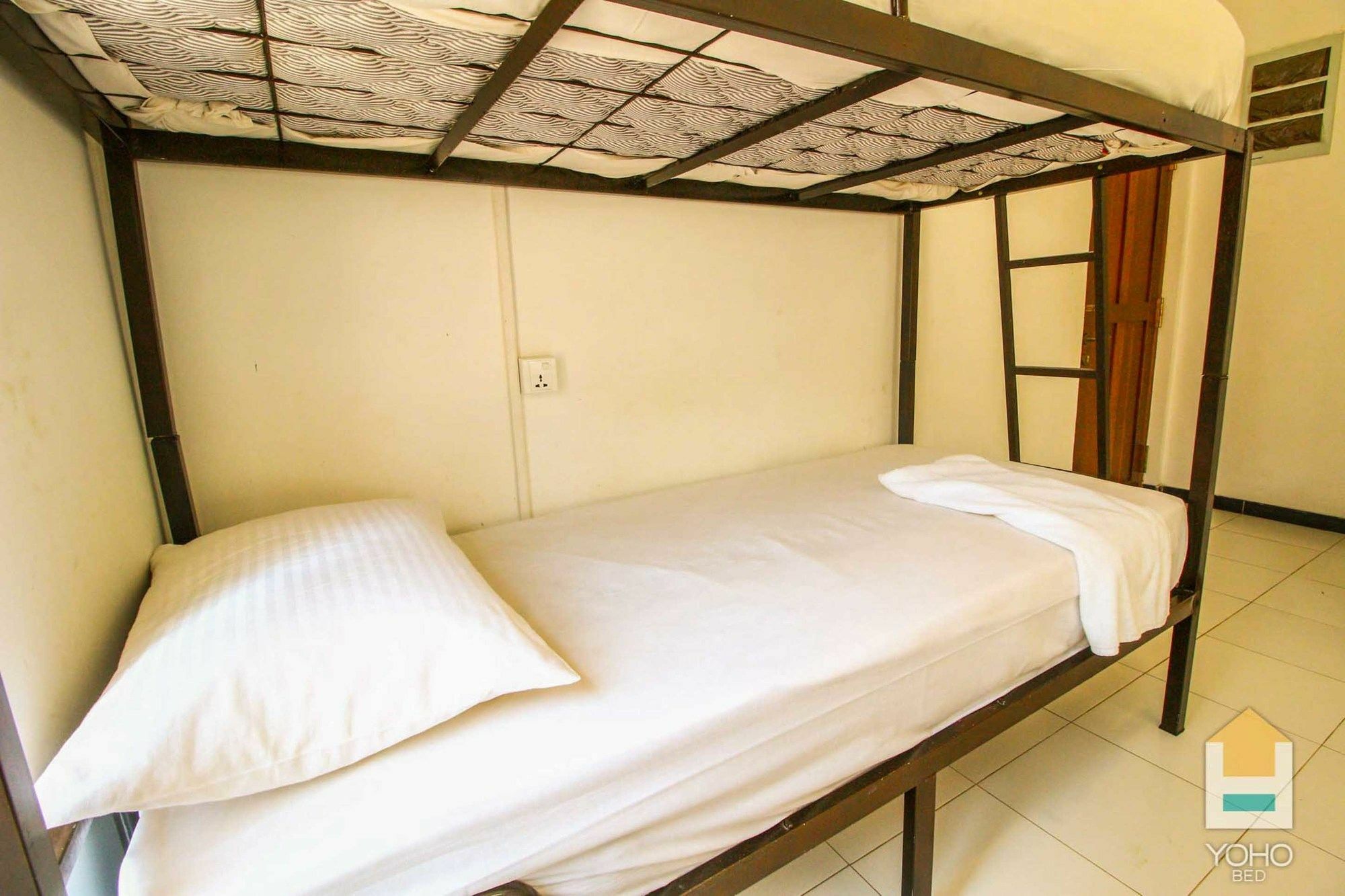 Bed & Bicycle Hostel Dehiwala-Mount Lavinia ภายนอก รูปภาพ